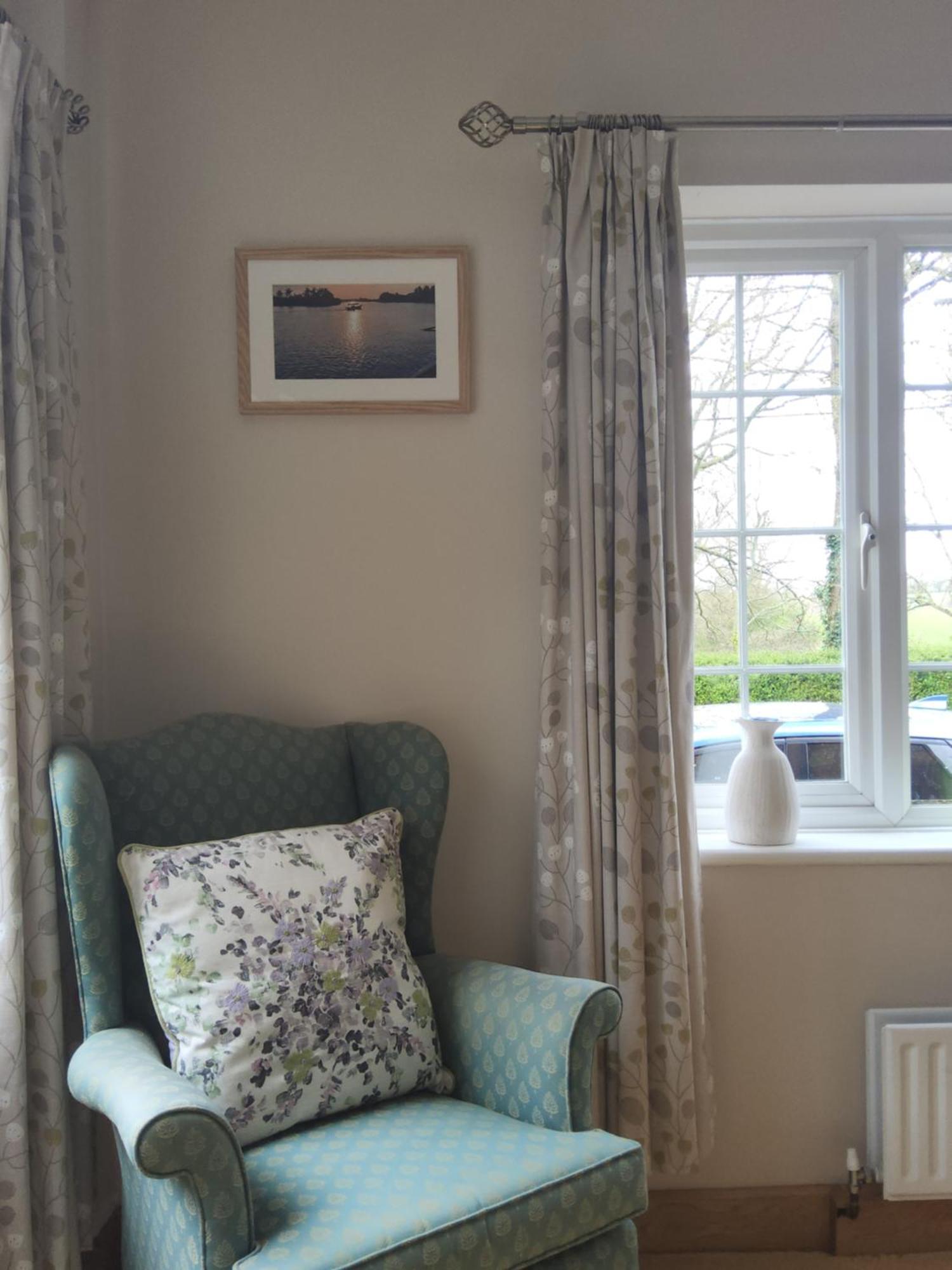 Ha'Penny Acre Bed and Breakfast Sherfield English Eksteriør billede